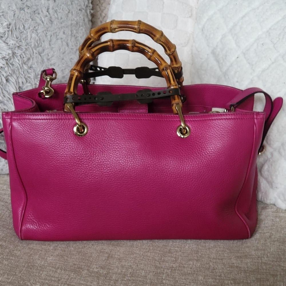 GUCCI Pebbled Calfskin M Bamboo Tote Bright Bougainvillea..Authentic!! Like New. - Picture 3 of 16